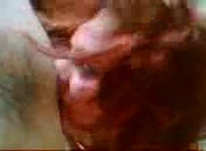 Азербайджанка_изменяет_мужу_с_его_другом